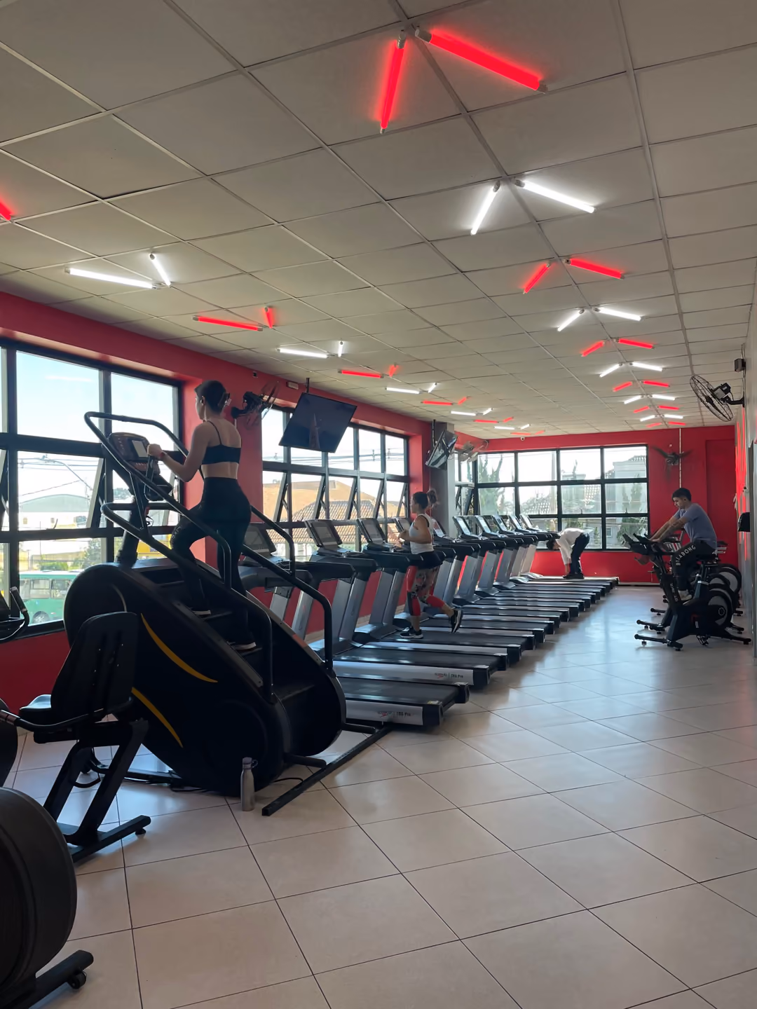 Academia Ajuste em Curitiba — Rua Antônio Rebelatto, 324 – Xaxim